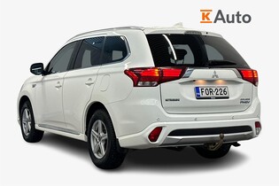 Mitsubishi Outlander PHEV vaihtoauto