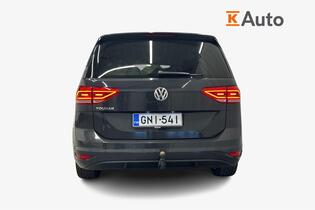 Volkswagen Touran vaihtoauto