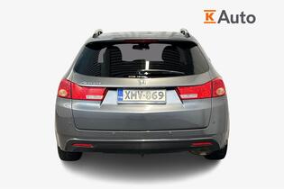 Honda Accord vaihtoauto