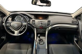 Honda Accord vaihtoauto