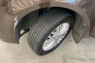 Volkswagen Caddy Maxi vaihtoauto