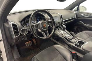 Porsche Cayenne vaihtoauto
