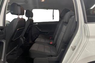 Volkswagen Touran vaihtoauto