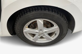 Volkswagen Touran vaihtoauto