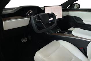 Tesla Model S vaihtoauto