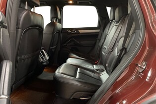 Porsche Cayenne vaihtoauto