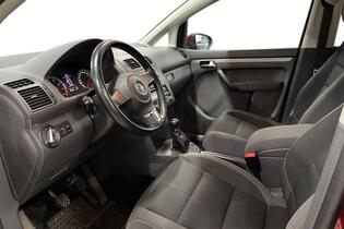 Volkswagen Touran vaihtoauto