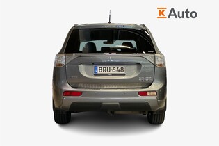 Mitsubishi Outlander PHEV vaihtoauto