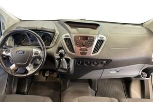 Ford Tourneo Custom vaihtoauto