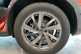 Volkswagen T-Roc vaihtoauto