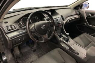 Honda Accord vaihtoauto