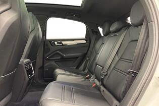 Porsche Cayenne vaihtoauto