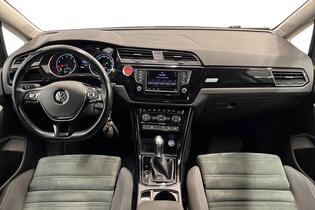 Volkswagen Touran vaihtoauto