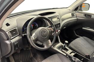Subaru Forester vaihtoauto