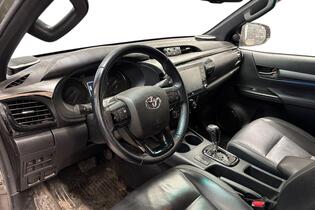 Toyota Hilux vaihtoauto