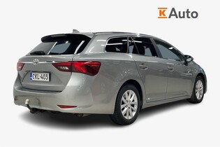 Toyota Avensis vaihtoauto
