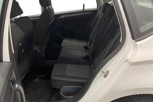 Volkswagen Golf Sportsvan vaihtoauto