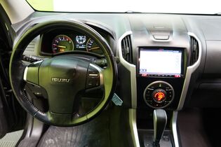 Isuzu D-Max vaihtoauto