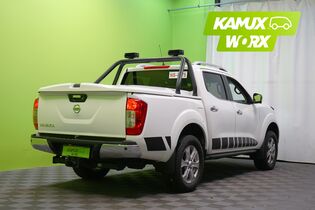 Nissan Navara vaihtoauto