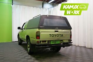 Toyota Hilux vaihtoauto