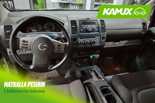 Nissan Navara vaihtoauto