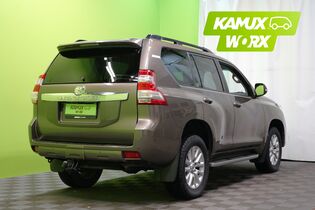 Toyota Land Cruiser vaihtoauto