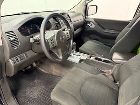 Nissan Navara vaihtoauto