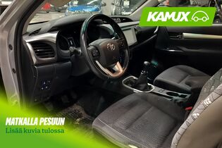 Toyota Hilux vaihtoauto