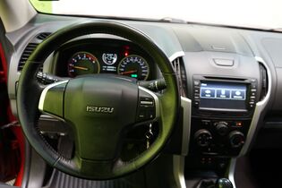 Isuzu D-Max vaihtoauto