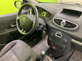 Renault Clio vaihtoauto