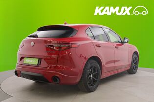 Alfa Romeo Stelvio vaihtoauto