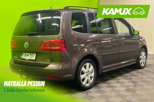 Volkswagen Touran vaihtoauto