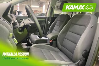 Volkswagen Touran vaihtoauto