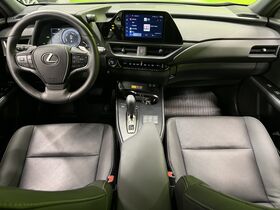 Lexus UX vaihtoauto