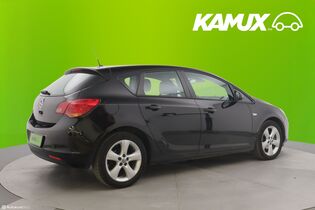Opel Astra vaihtoauto