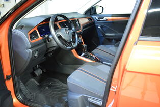 Volkswagen T-Roc vaihtoauto