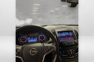 Opel Insignia vaihtoauto