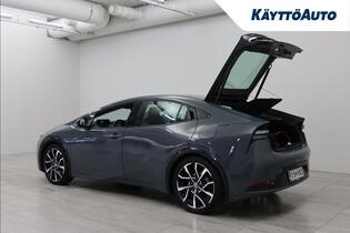 Toyota Prius Plug-in vaihtoauto