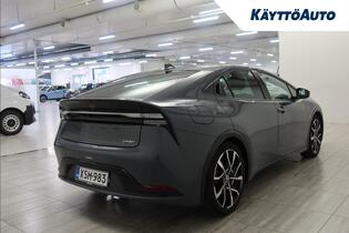 Toyota Prius Plug-in vaihtoauto