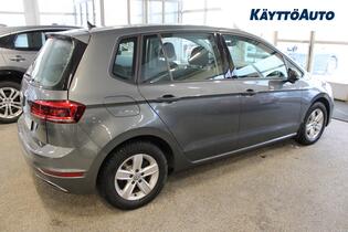 Volkswagen Golf Sportsvan vaihtoauto