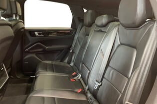 Porsche Cayenne vaihtoauto