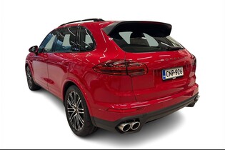 Porsche Cayenne vaihtoauto