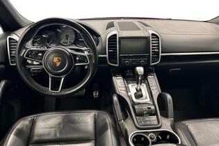 Porsche Cayenne vaihtoauto