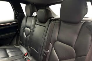 Porsche Cayenne vaihtoauto