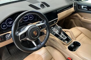 Porsche Cayenne vaihtoauto