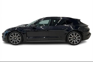 Porsche Taycan vaihtoauto