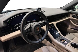 Porsche Taycan vaihtoauto