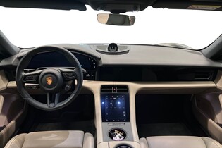Porsche Taycan vaihtoauto