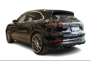 Porsche Cayenne vaihtoauto