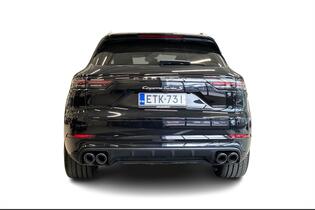 Porsche Cayenne vaihtoauto